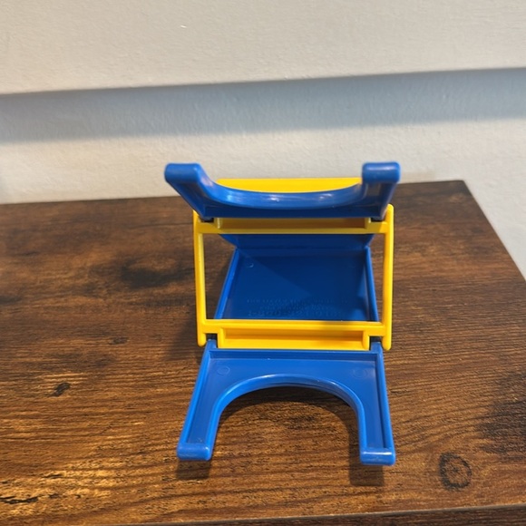 VINTAGE LITTLE TIKES EASEL PLAY ROOM TOY FOR DOLLHOUSE - Picture 3 of 7